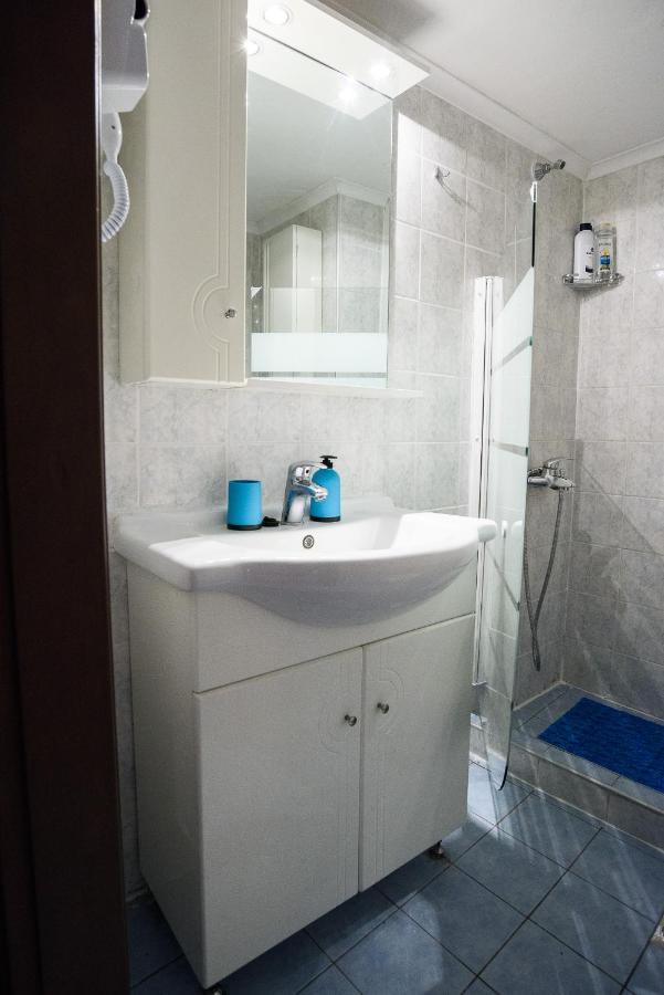 Salonika Downtown Spacious Apartment سالونيك المظهر الخارجي الصورة
